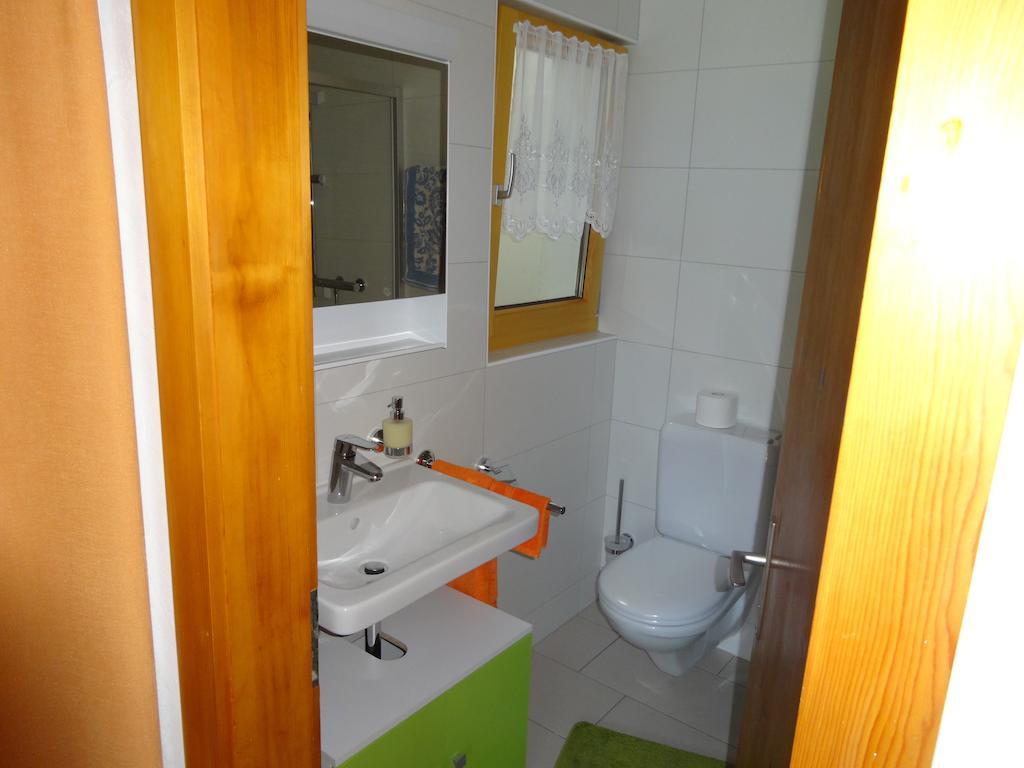 זדרון Ferienwohnung Casa Ursina חדר תמונה