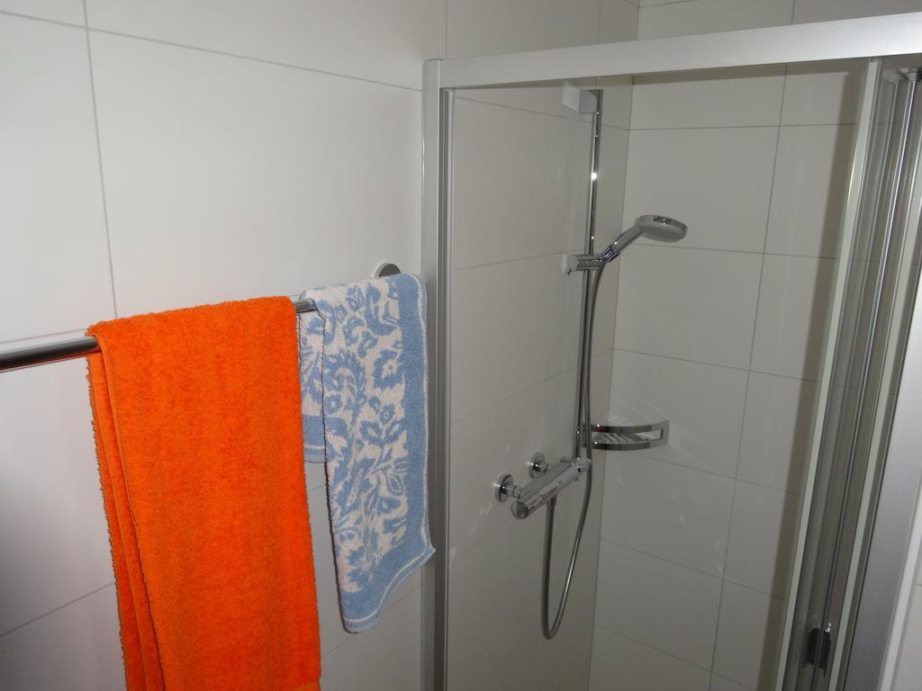 זדרון Ferienwohnung Casa Ursina חדר תמונה